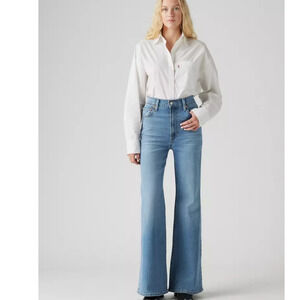 NWT Levi's Premium Ribcage Bell Women's Jeans in So Nice Light Medium Wash Sz 26